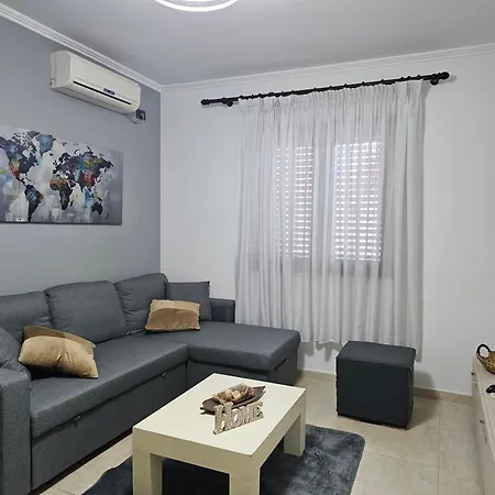 Wanderlust 2 Apartment Tirana