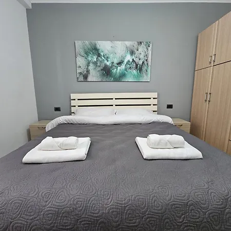 Wanderlust 2 Apartment