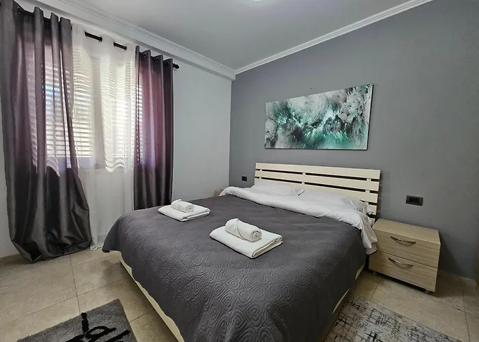 Wanderlust 2 * Tirana